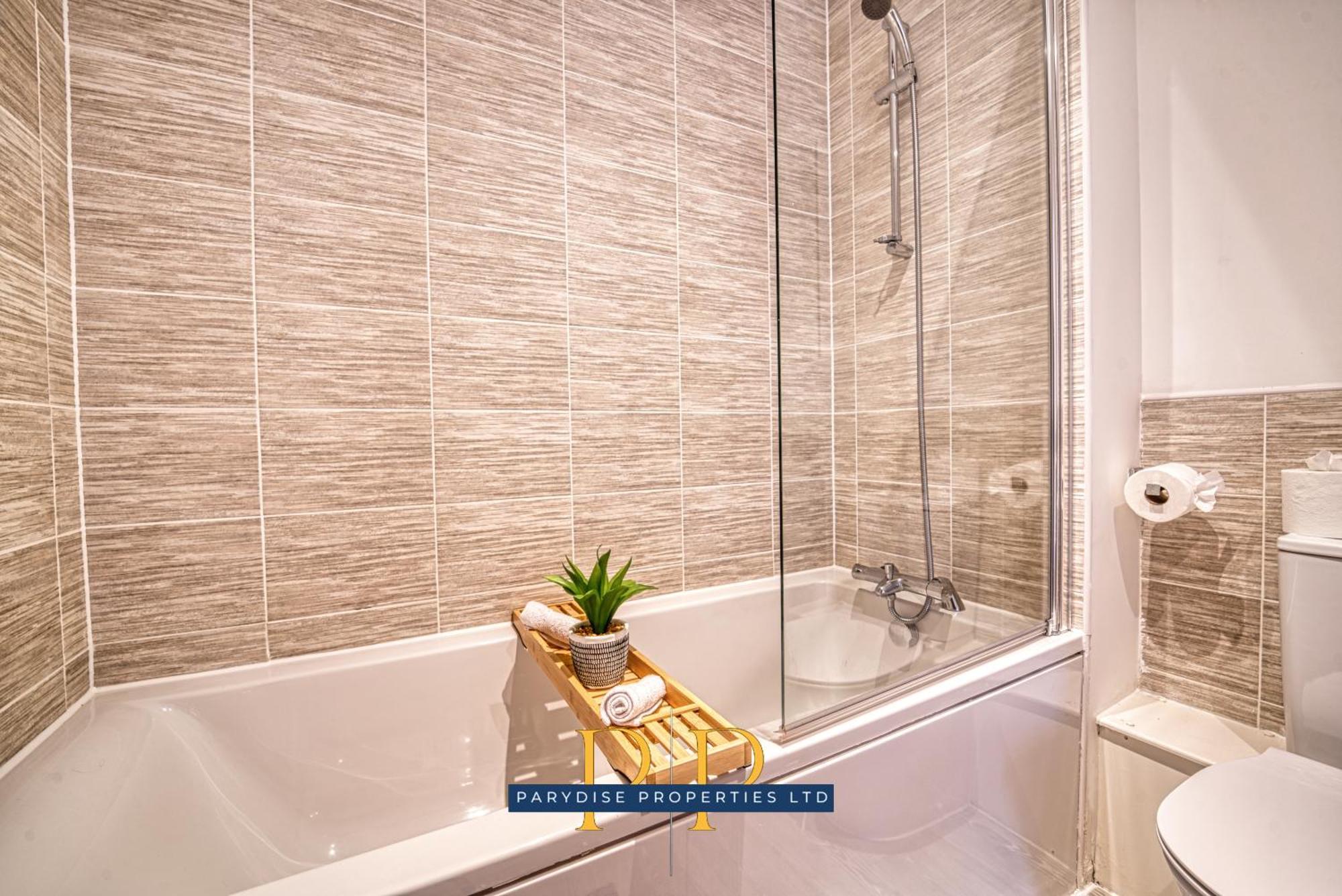 Apartamento Middlewood Plaza Suite: Salford By Parydise